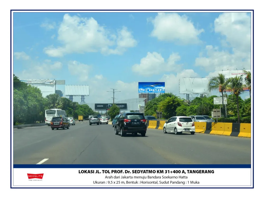 OUT DOOR Jl. Tol Sedyatmo KM.31+400 A, Tangerang 20200624 lok jl tol sedyatmo km 31400 a tangerang