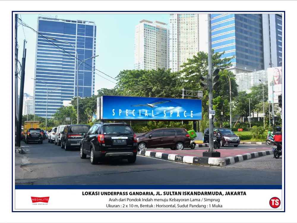 OUT DOOR Underpass Gandaria, Jl. Sultan Iskandar Muda, Jakarta (TS) 20200624 lok underpass gandaria jakarta ex tsel a