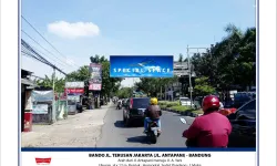 Billboard<br>LED Bando Jl. Terusan Jakarta (Jl. Antapani), Bandung 20200625 lok jl terusan jakarta antapani bdg a