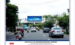 Billboard<br>LED JPO Jl. Dr. Djundjunan (Depan BTC), Bandung<br> 20200625 lok jpo jl djundjunan dpn btc bandung b