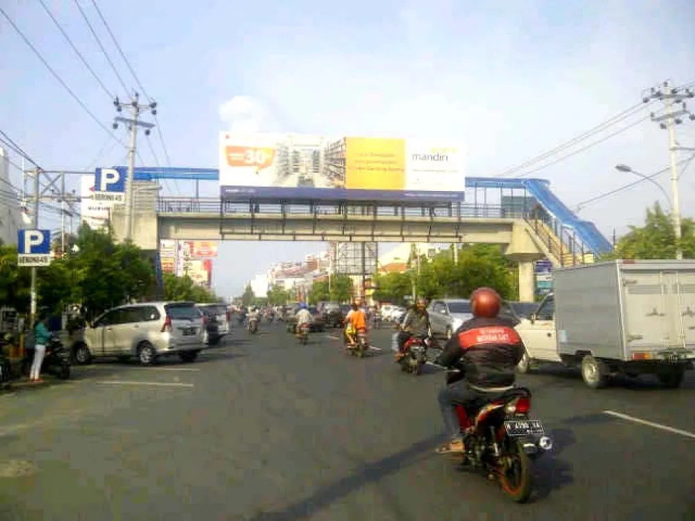 BILLBOARD Product Bank Mandiri, Pedestrian Bridge Pemuda Street, Semarang Product_Bank_Mandiri_JPO_Jl_Pemuda_Semarang