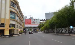 Product CIMB Niaga, Pedestrian Bridge Tunjungan Street (B), Surabaya