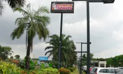 Produk Dunkin Donuts, Tol Jakarta - Merak STA 13 (a), Tangerang