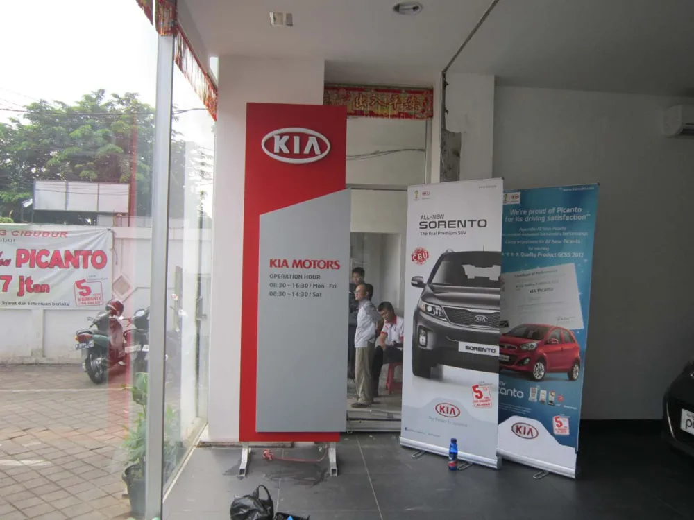 SIGNAGE Produk KIA, Jl. Alternatif (a), Cibubur, Depok Produk_KIA_Jl_Alternatif_Cibubur_Depok