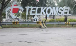 Produk Telkomsel, Rest Area KM 57 Tol Cikampek (B), Bekasi