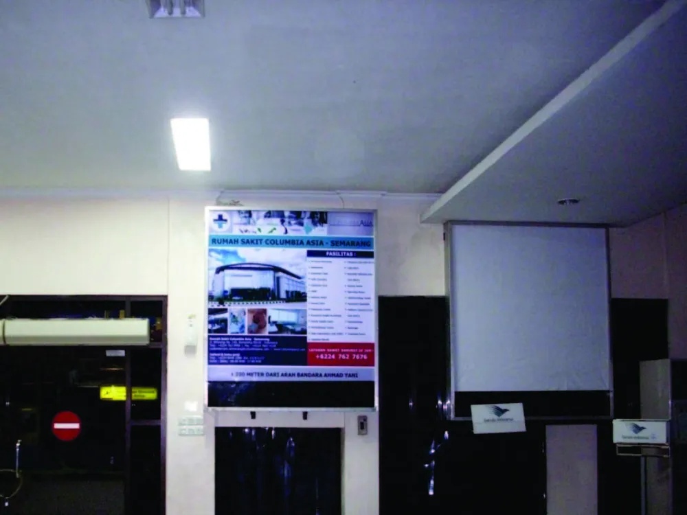 BILLBOARD Product Columbia Asia Hospital, Ahmad Yani Airport (Arrival Domestic), Semarang Produk_RS_Columbia_Asia_Bandara_A_Yani_R_Tunggu_Kedatangan_Domestik_E_Semarang