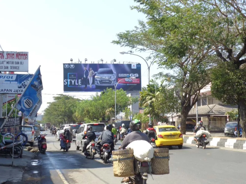 BILLBOARD Product Suzuki, South of Veteran Street - Mongonsidi, Makassar Produk_Suzuki_Jl_Veteran_Selatan__Mongonsidi_Makassar