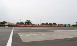 Prodct Telkomsel, Ahmad Yani Airport (Jet Blast Deflector), Semarang