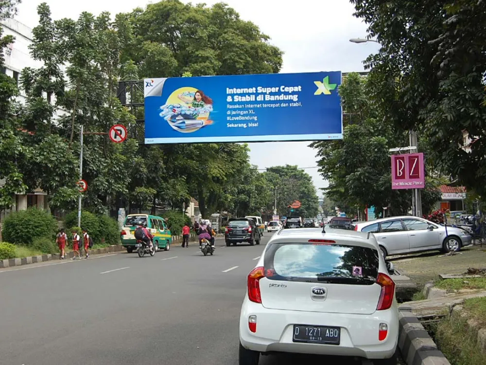 STATIC BILLBOARD Produk XL, Bando Jl. Veteran, Bandung Produk_XL_Bando_Jl_Veteran_Bandung