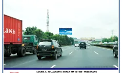 OUT DOOR Lokasi Jl. Tol Jakarta-Merak KM.10+400, Tangerang