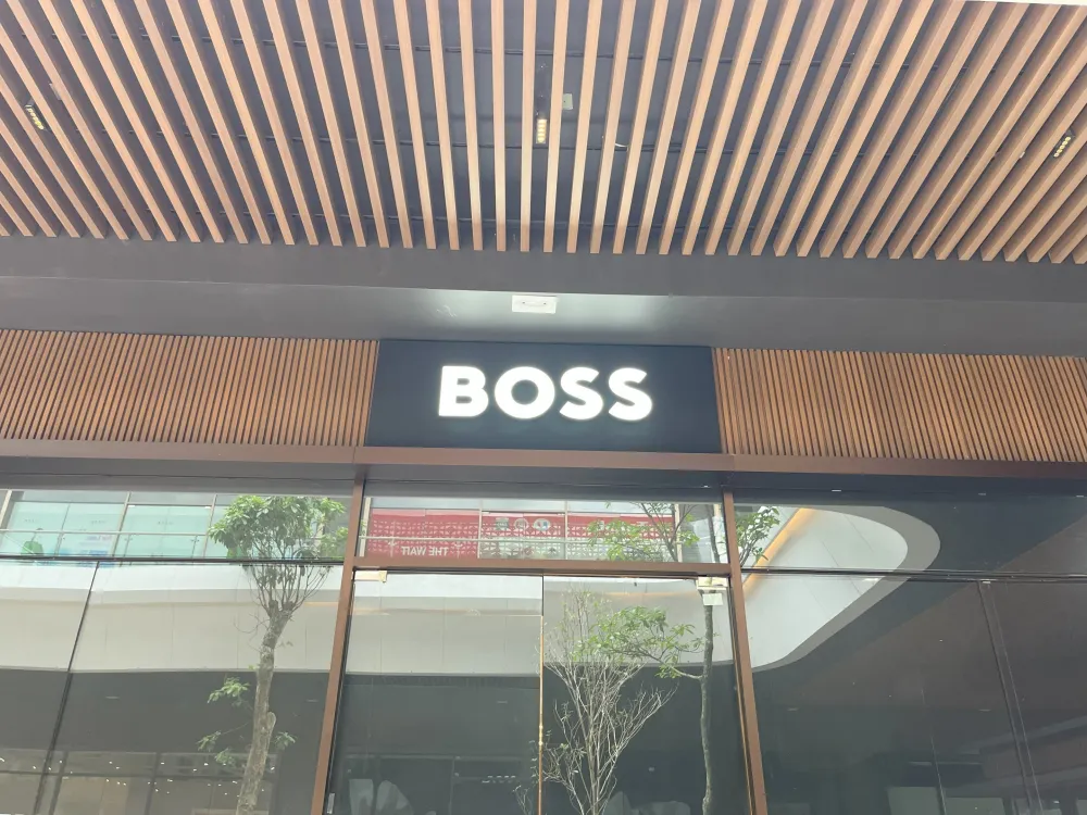 SIGNAGE BOSS 4 ~dl/2026/2/23/img_4438