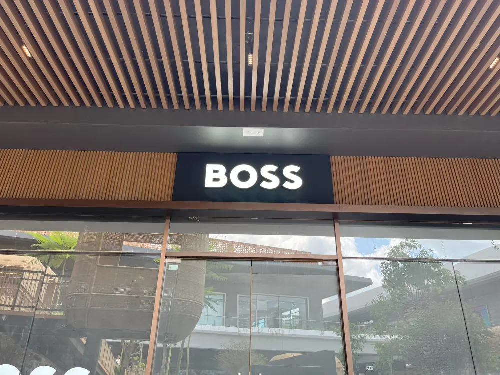 SIGNAGE BOSS 1 ~dl/2026/2/23/img_4442