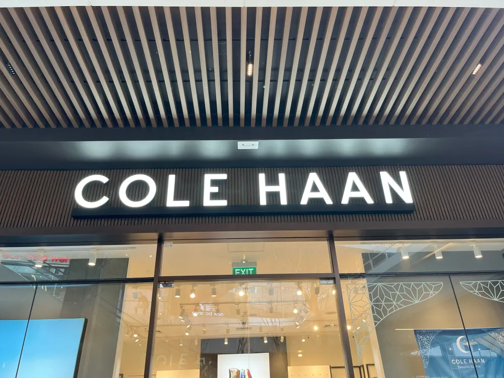 SIGNAGE Cole Haan 1 ~dl/2026/2/23/img_4453