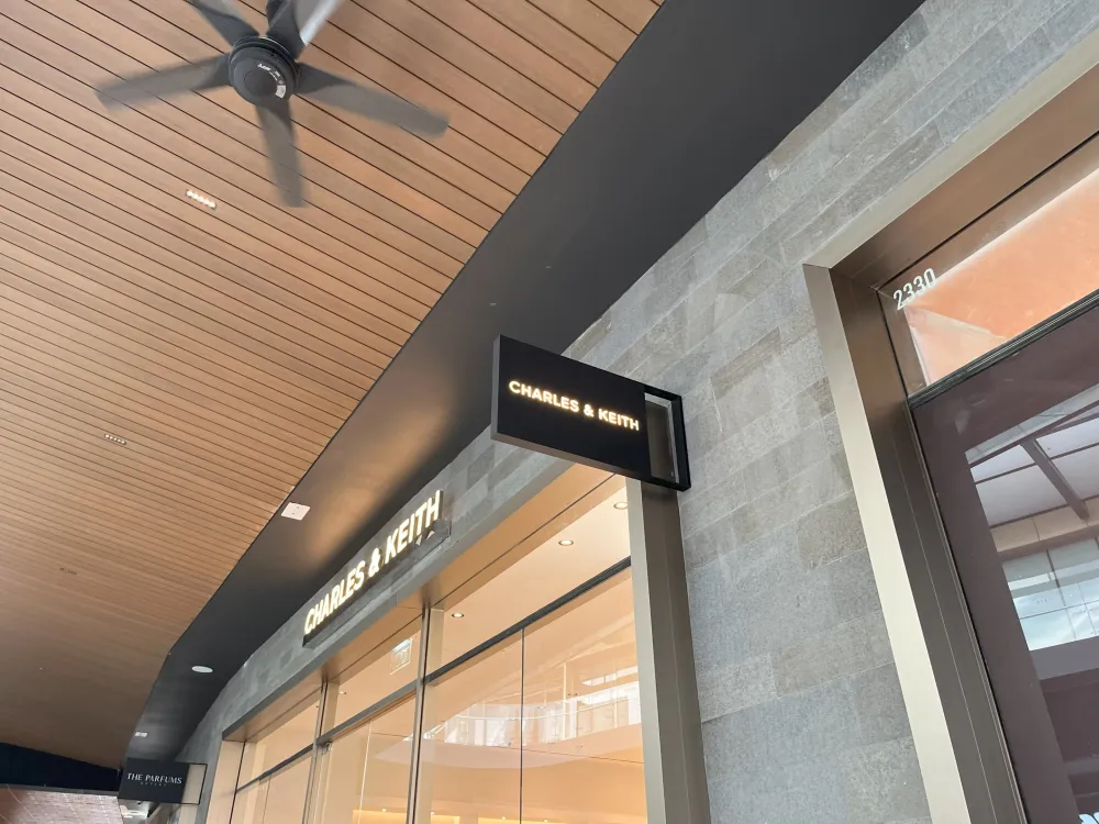 SIGNAGE Charles & Keith 3 ~dl/2026/2/23/img_4647
