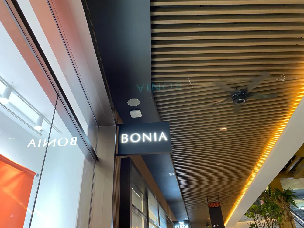 SIGNAGE Bonia 3 ~dl/2026/2/23/whatsapp_image_2025_03_22_at_09_14_56