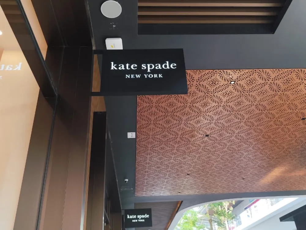 SIGNAGE Kate Spade 3 ~dl/2026/2/23/whatsapp_image_2025_04_07_at_14_11_57