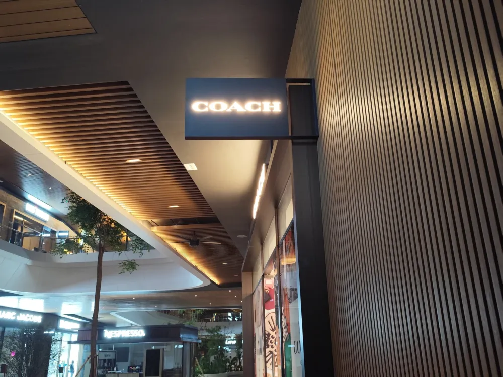 SIGNAGE Coach 7 ~dl/2026/2/23/whatsapp_image_2025_04_08_at_20_11_48_1