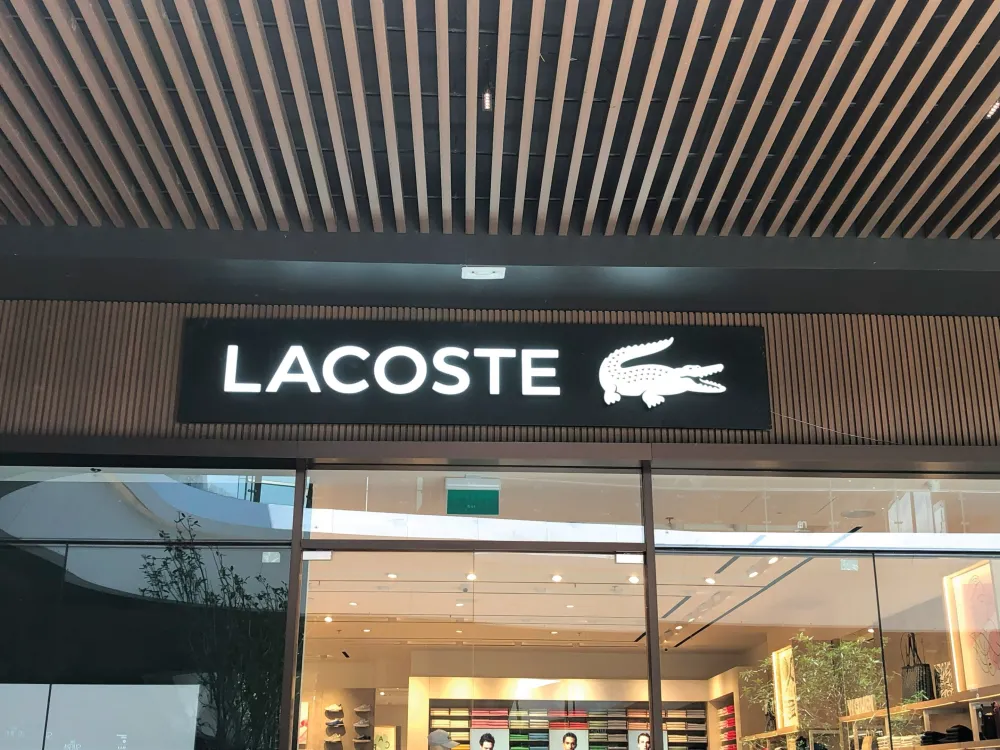 SIGNAGE Lacoste 1 ~dl/2026/2/24/1_09